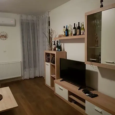 Vonyarcvashegyi Lakas Apartmán